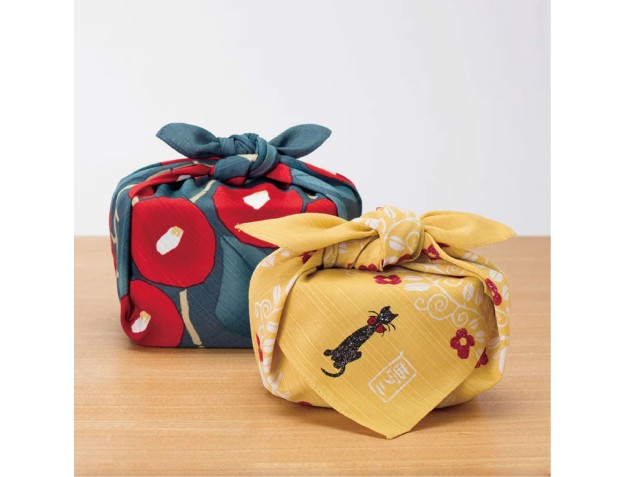 Furoshiki 48 cm - Yellow with cat 2