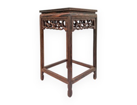 Table carrée en bois - 17 cm