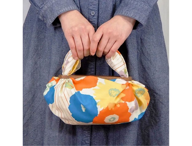 Furoshiki 45 cm - Cohare -  Fiori e strisce Beige 2