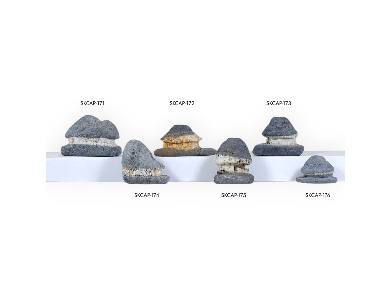 Suiseki Cabaña de piedra - 6 cm